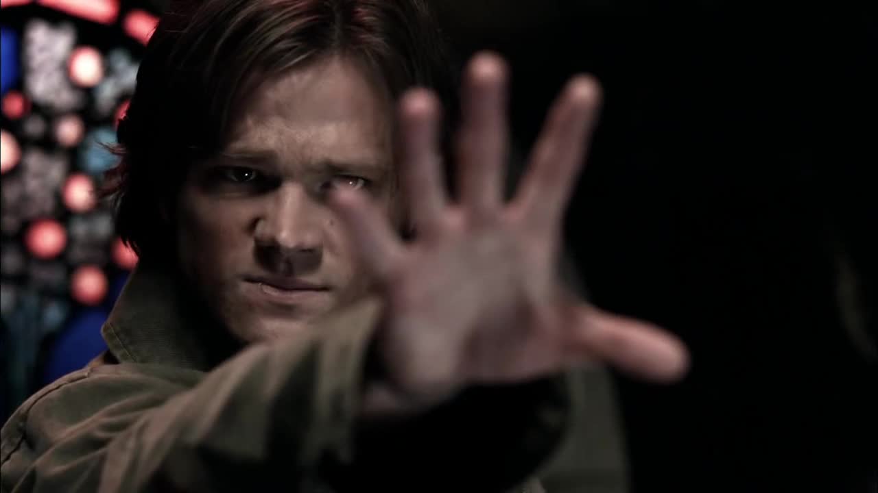 Сверхъестественное рен. It's the great Pumpkin, Sam Winchester Supernatural. Supernatural 4x07. Сэм Винчестер слезы. Сэм Винчестер без души.