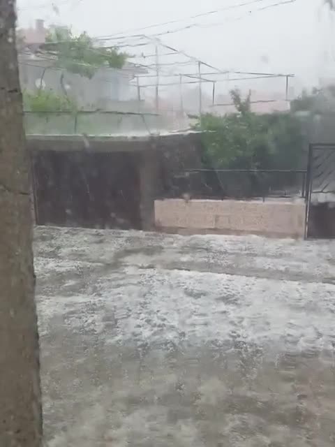Дъжд в Карнобат