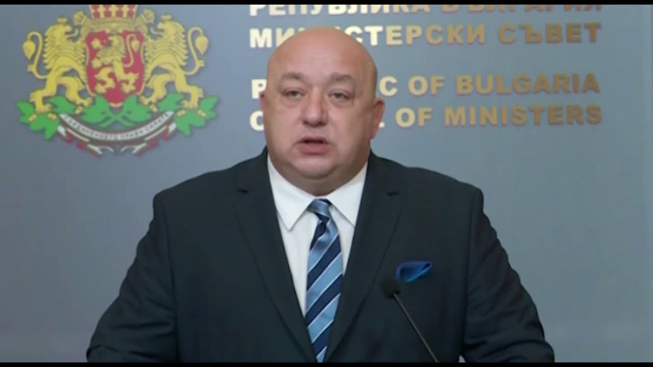 Премиерът поиска оставката на Боби Михайлов