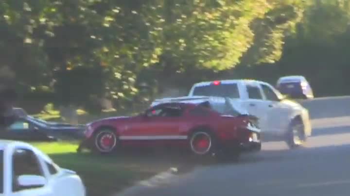 В какво превърна красиво Shelby Gt500 един самозван фукльо!