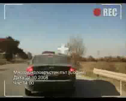 Репортаж На Stambini За Дупките В София