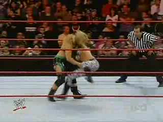 Wwe: Maria Vs. Beth Phoenix