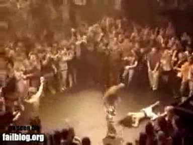Смях...внимание!!! Вижте колко съм добър...!!!