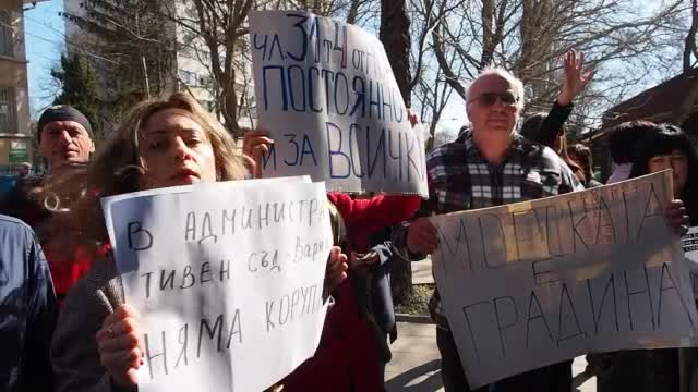Варненци казаха "Не" на автомобилите в Морската градина
