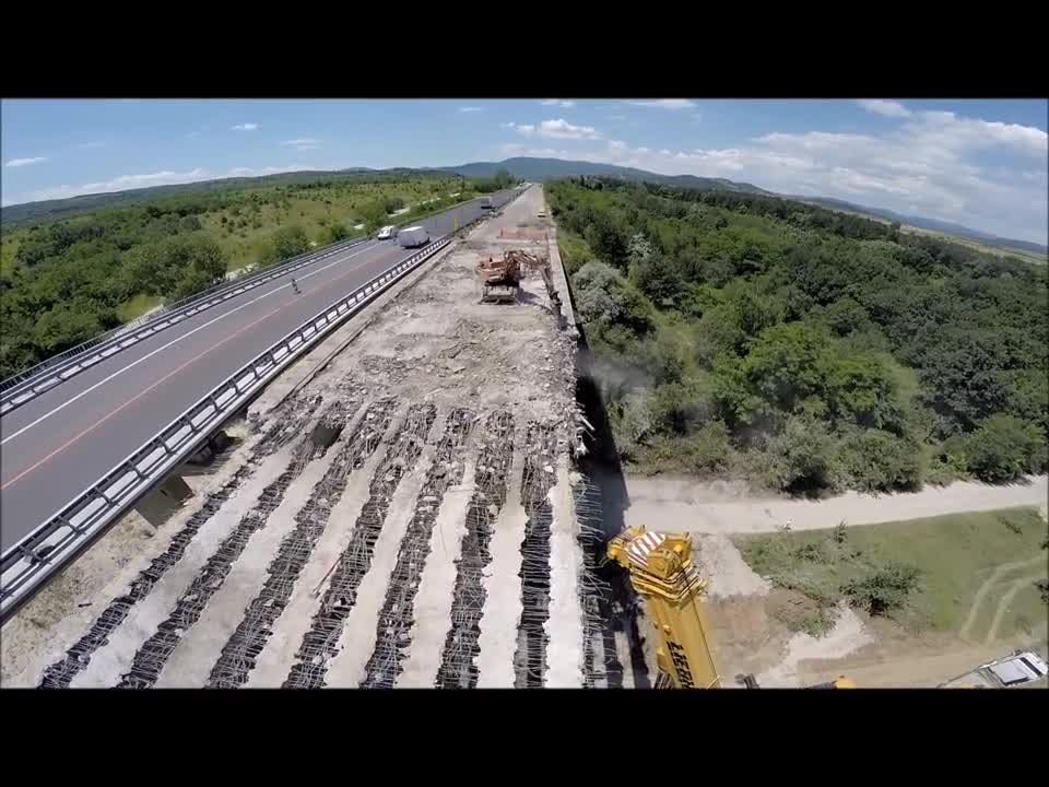 Пускат ремонтирано платно от АМ "Тракия"