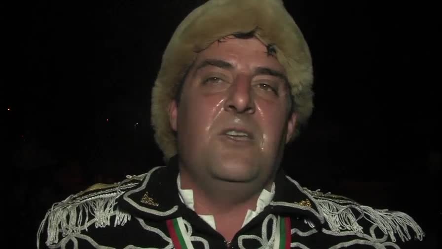 Кукери в пернишко гониха злите духове за „Сурва”