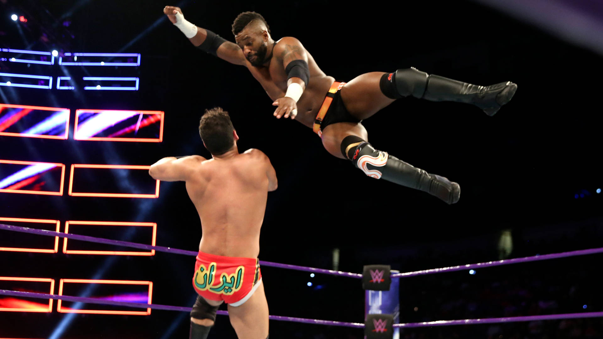 Седрик Алекзандър VS. Ария Дайвари: WWE 205 Live, 13 Юни, 2017