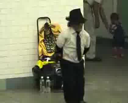 Little Michael Jackson - 1 Част