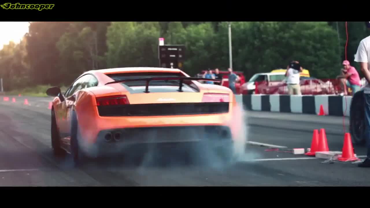 Над 2000 коня Lamborghini