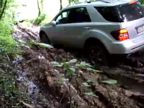 Mercedes Ml ужасно скъп, често дефектиращ!не си го купувайте - ще се видите в приключение с този бок 