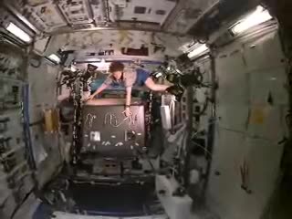 Живот в безтегловност 