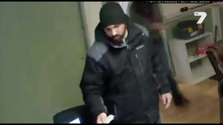 Автокъща се заяде с разносвач на пици, но си го получиха