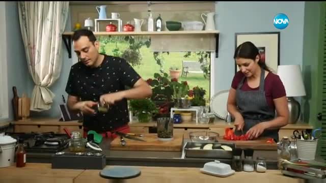 Салата от домати и патладжани с тапенада - Бон Апети (21.07.2017)