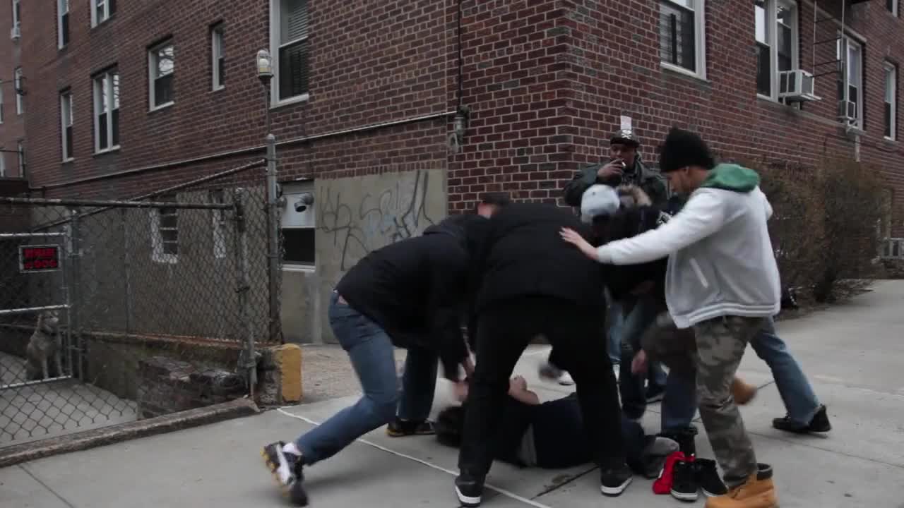 Никога не прави Harlem Shake в Harlem