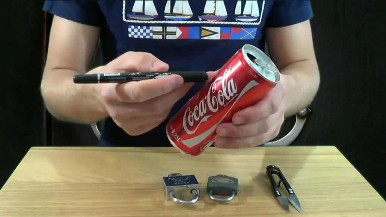 Как да отключим катинар с кутийка от кока кола