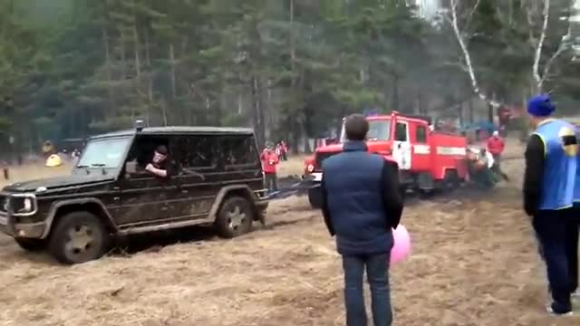 Силен по природа 'mercedes-benz G klass'