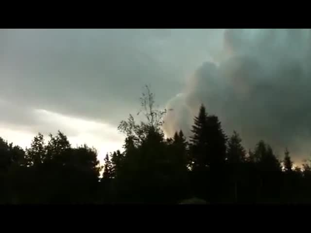 Уникaлно! Облак с човешко лице
