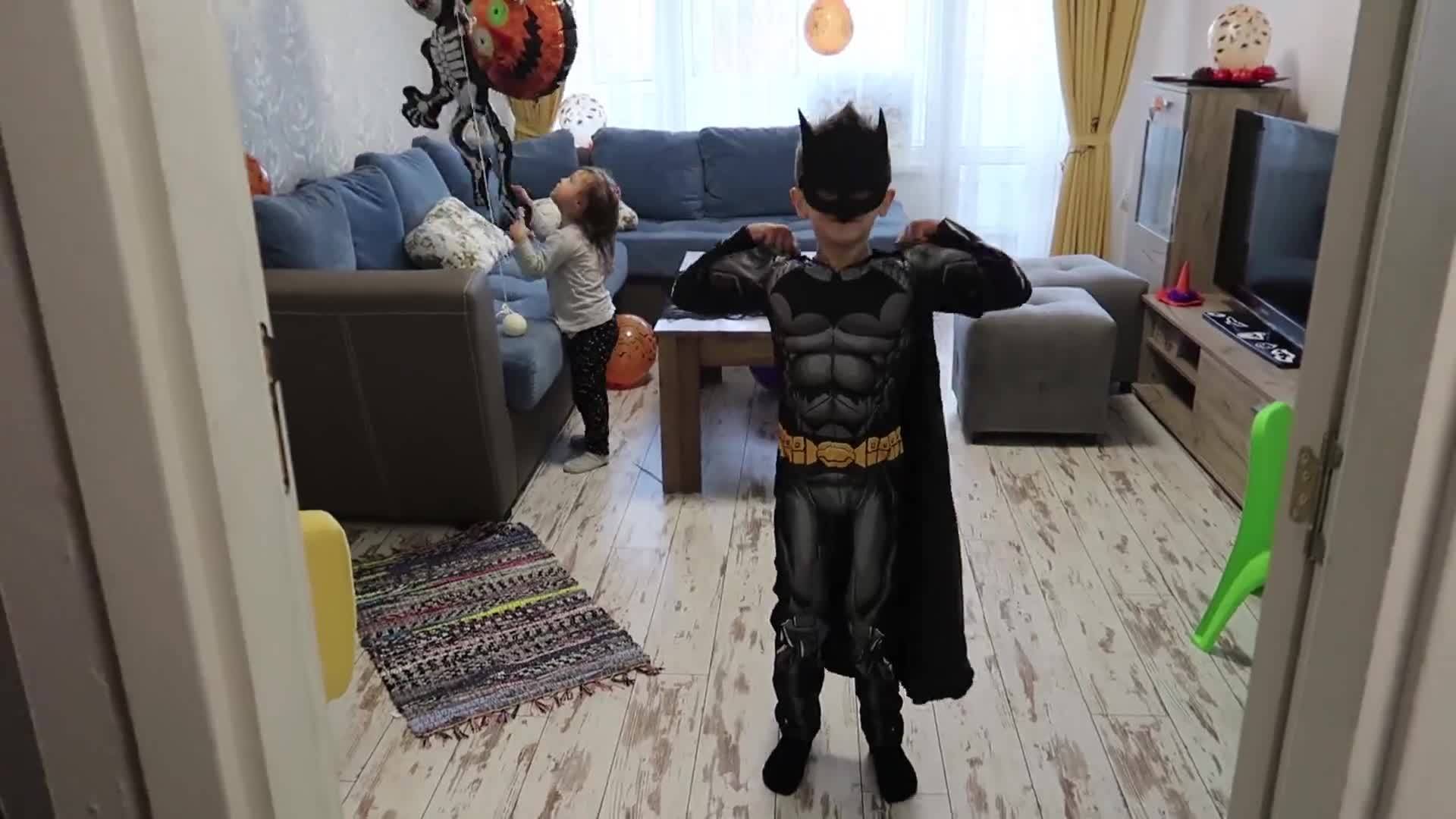 Кой пее Happy Birthday на Крис? Живот със Синдром на Даун