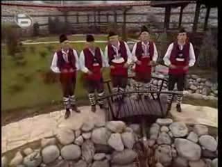Мъжка Фолклорна Група - Домакине, Сипи Вино