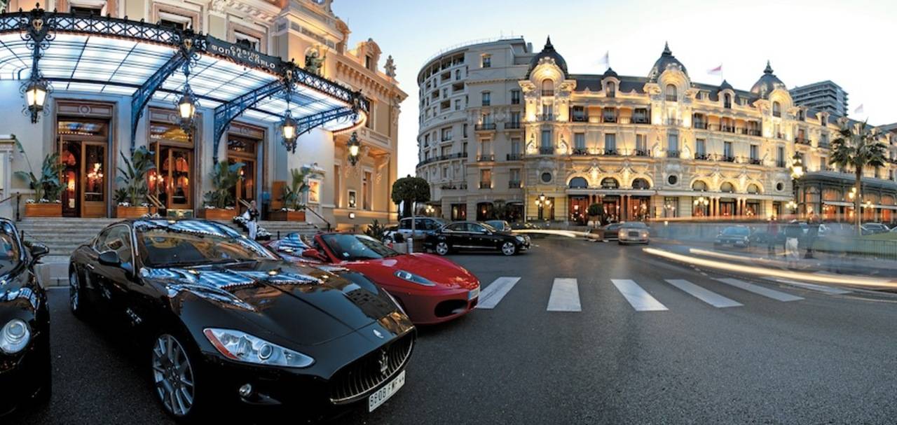 Колко струва един ден в лукса на най-скъпия квартал - Монте Карло?