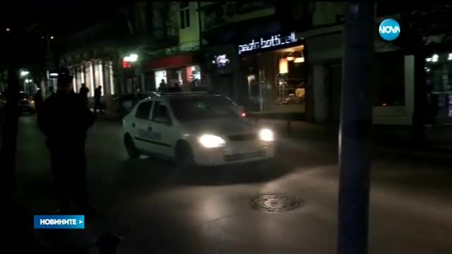 Кола влетя в магазин в центъра на Велико Търново (ВИДЕО)