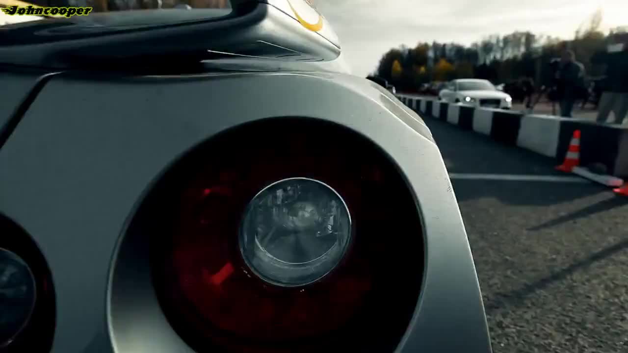 402км/ч за 1 миля, 1700 коня - Nissan Gtr Switzer Goliathф