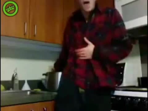 Компилация Смях От Месец Април 2010 