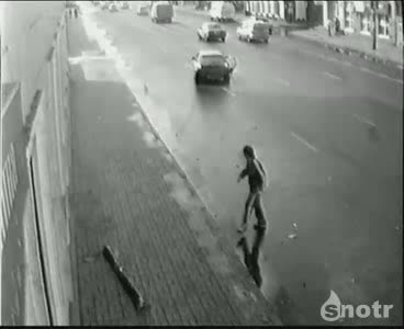 Човекът С Най - Добрата Реакция И Много Късмет! 