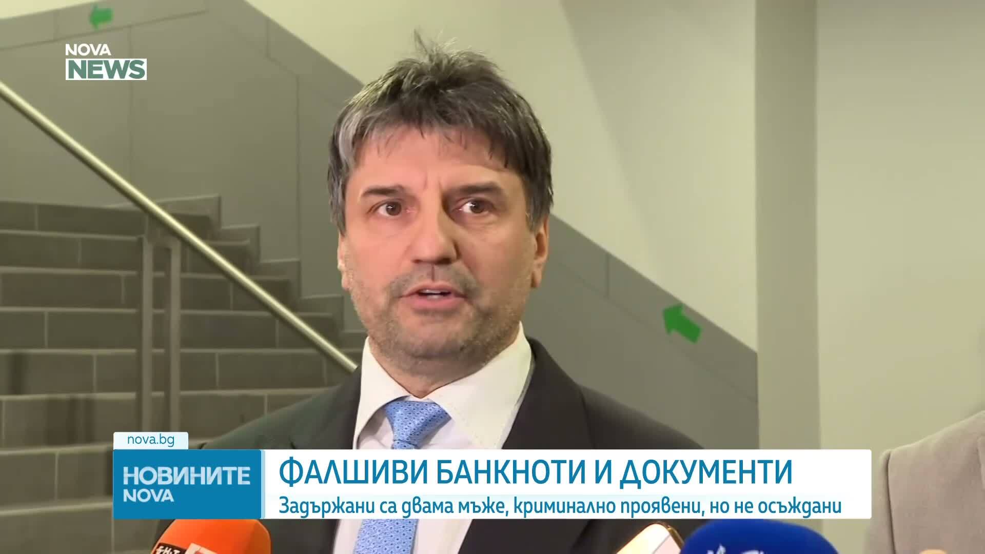 Задържаха двама мъже за създаване на "двойници" на автомобили чрез фалшиви документи