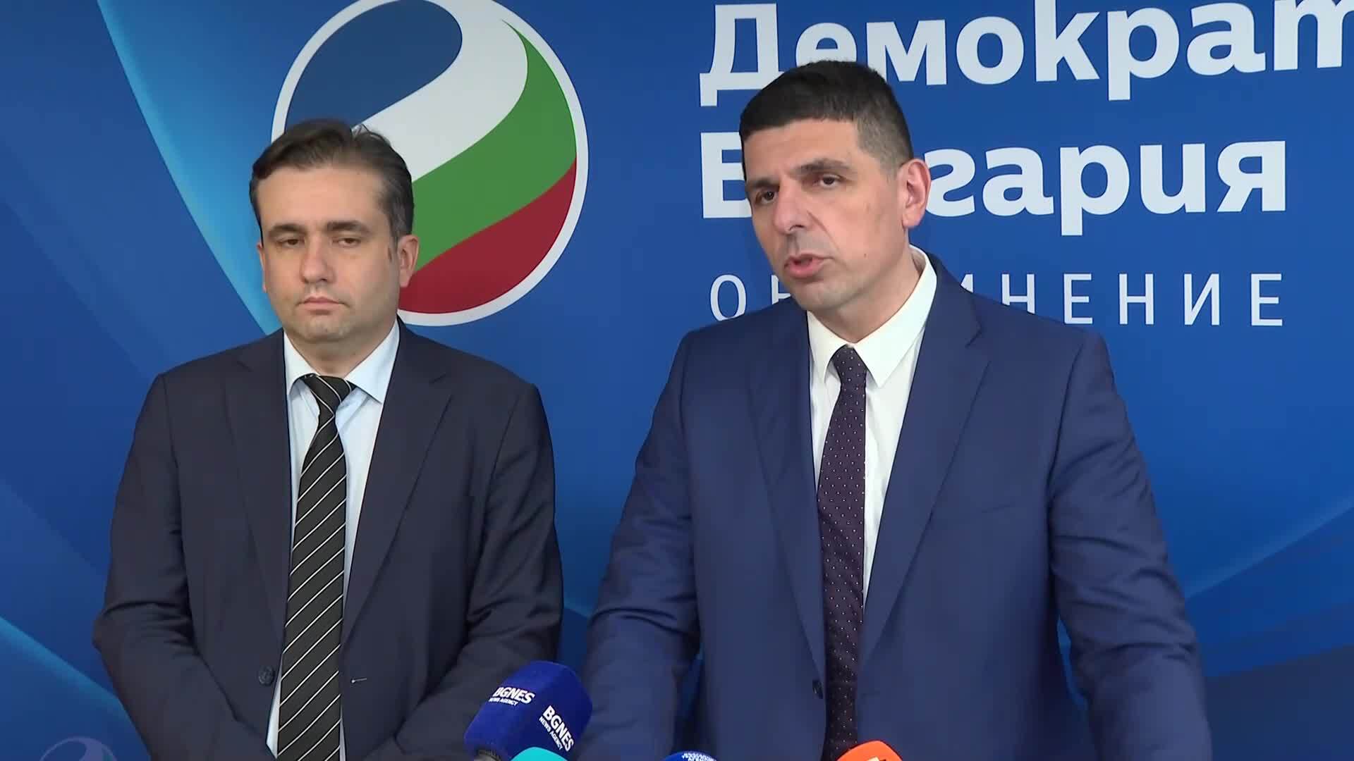 Мирчев: Трябваше да извикаме руския посланик, вместо да се снишаваме