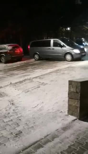 Зимата изненада варненци