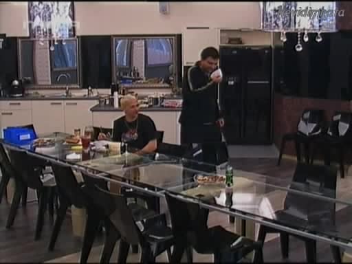Vip Brother 3 - Устата Подлуди Мъжете Със Своето Хъркане!21.03.09