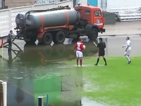 Само в Казахстан - Необикновено изпълнение на ъглов удар