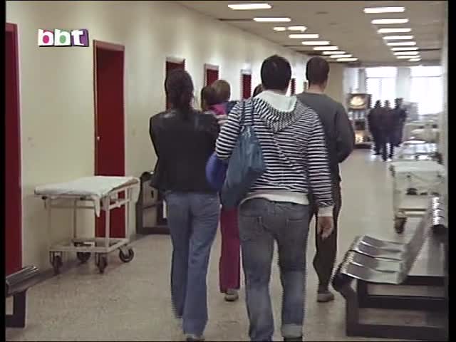 Мъж удари жена си с чук по главата за Великден