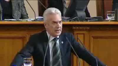Смях! Волен Сидеров нарича Сергей Станишев - Гей