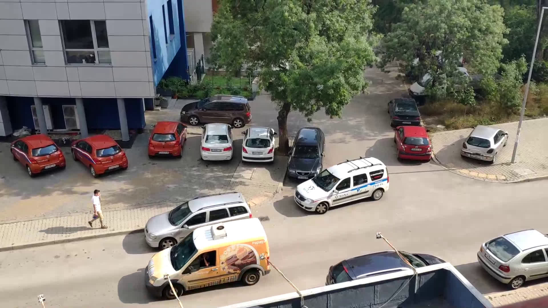 Спиране на тротоара