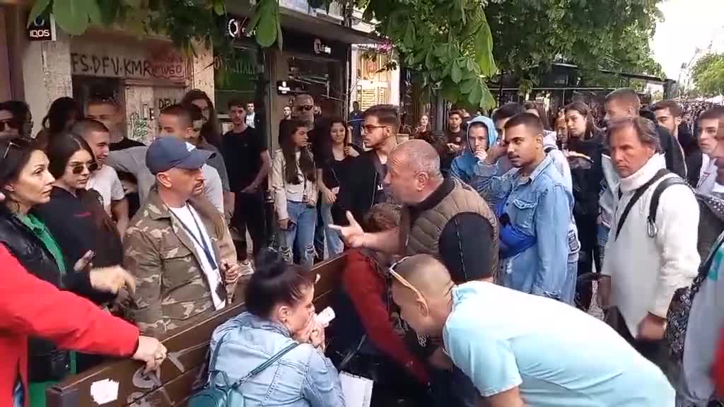 Младеж с тротинетка блъсна жена
