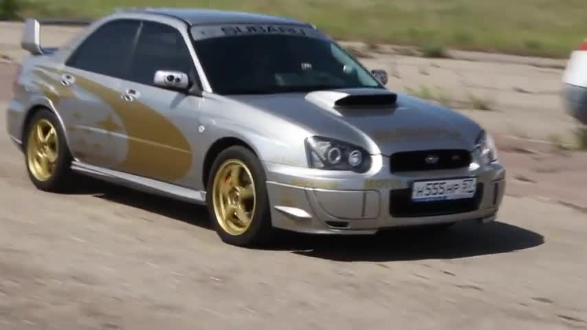 2-ра част Лада 2106 разцепва Subaru Impreza