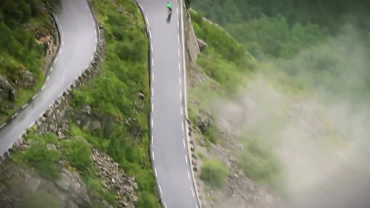 Да караш колело назад при 80 km/h !