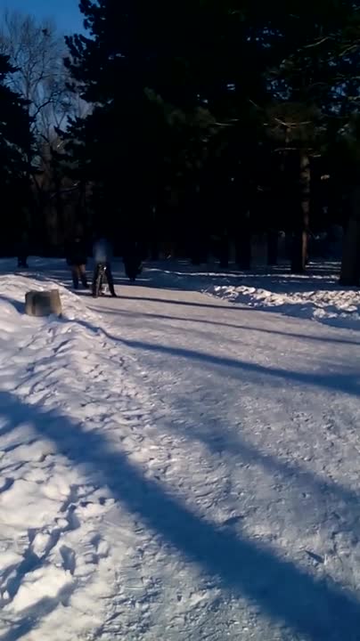 Напук на снега