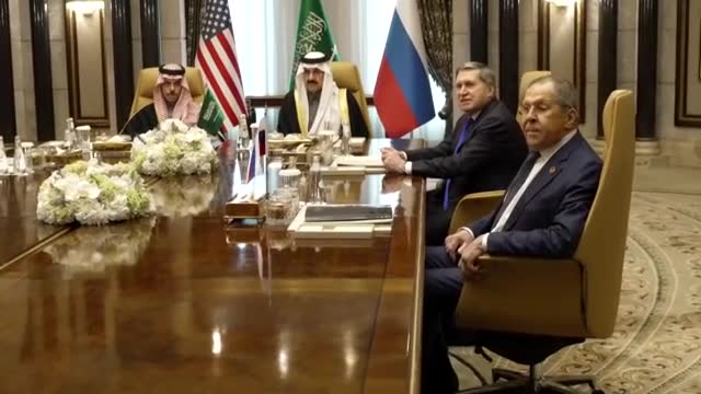 Започна срещата между висши представители на САЩ и Русия в Рияд