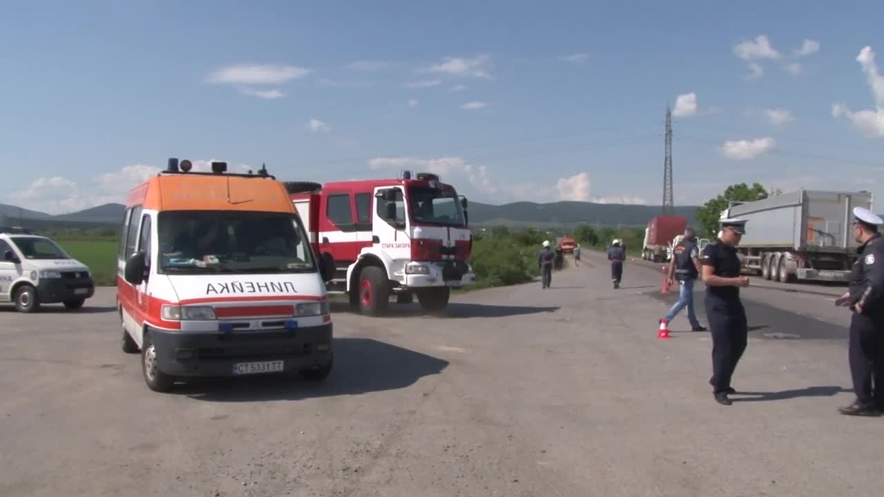 Двама души загинаха на място при катастрофа край Стара Загора