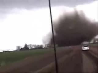 Торнадо Пред Кола