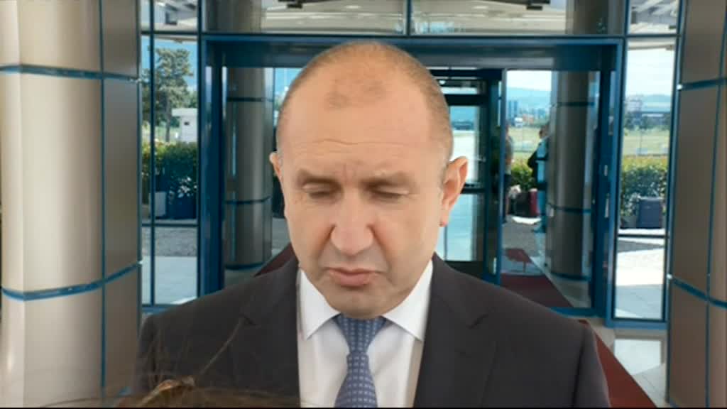 Радев: Ако се стигне до избори, трябва да са през октомври