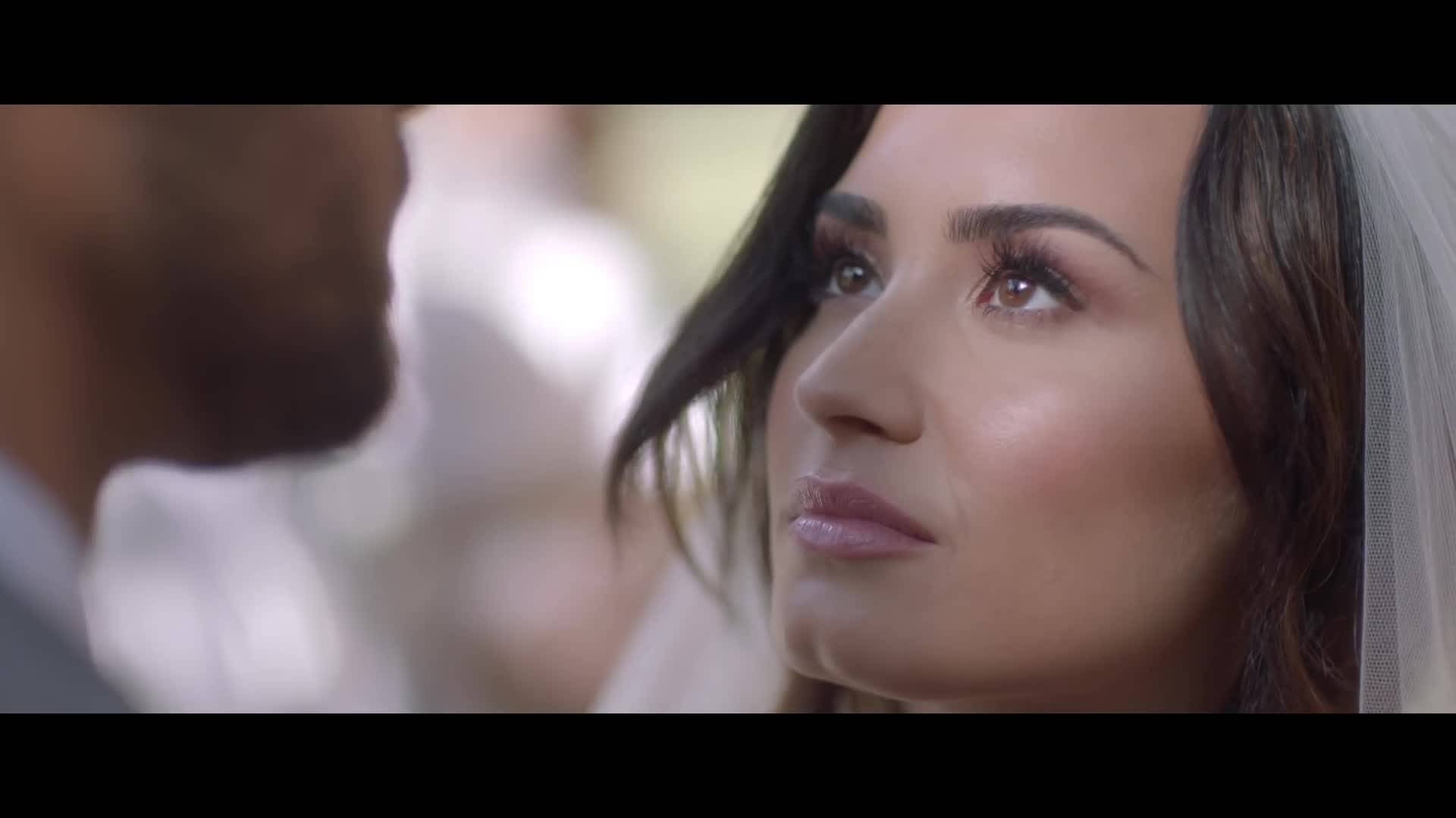 Прекрасна! Demi Lovato - Tell Me You Love Me | Официално видео_ Превод!