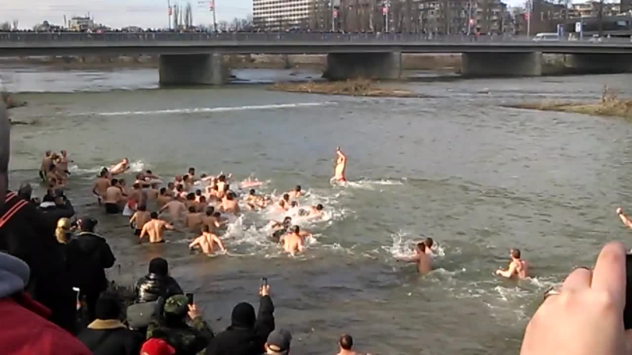 Йордановден Пловдив - Хвърляне на кръста в р. Марица