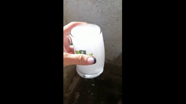 "Моята новина": Вода или мляко тече по домовете на хората в Добрич