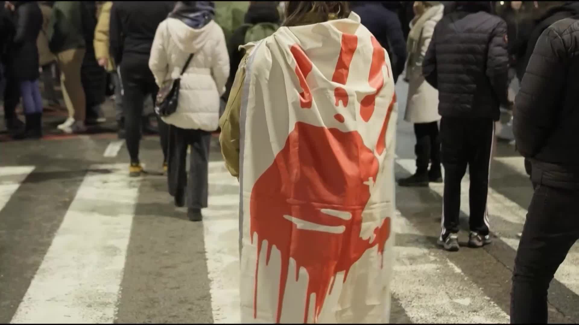 Нов протест в Сърбия след нападение над студенти в Нови Сад преди ден