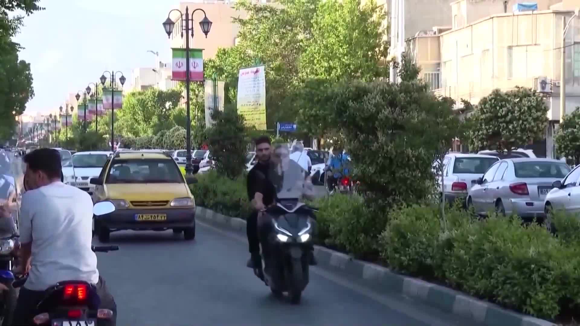 Петролът поевтиня въпреки напрежението между САЩ и Иран