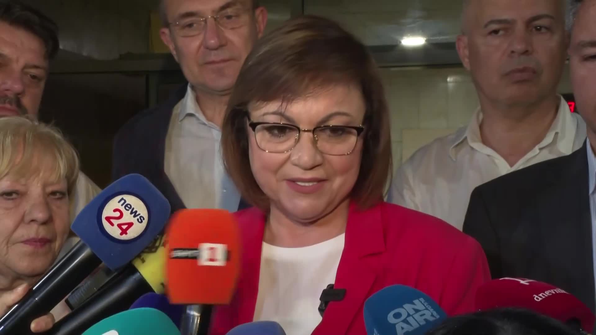 Нинова: Ниската избирателна активност е поредният много тежък знак